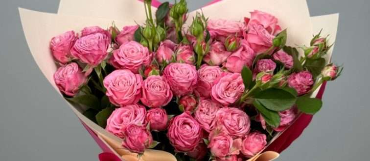 Как отправить букет с открыткой, если вы за границей