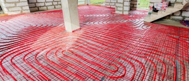 Водяной теплый пол в частном доме: стоит ли игра свеч и когда он действительно окупается