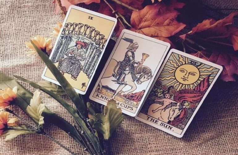 Гадания на суженого и психологические триггеры: почему нас тянет заглянуть вперёд